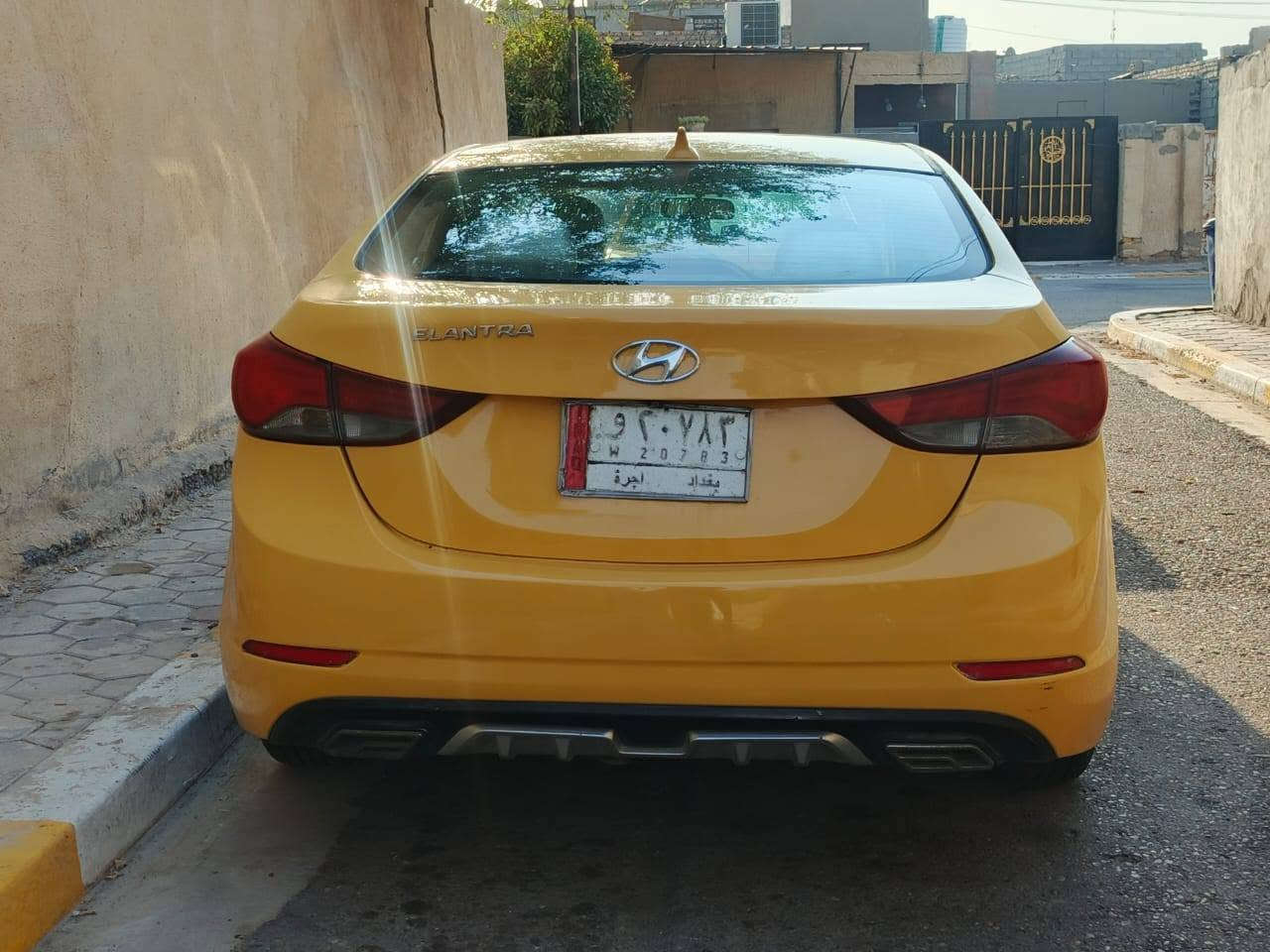 السلام عليكم النترا 2014 وارد امريكي حادث بنيد فقط بدون دواخل رقم بغداد تحويل مباشر محرك 2000 جديد كير جديد تبريد ثلج صدر جديد امامي خلفي كهربائيات كلها كاملة تخم تاير جديد اي نقص مابيها 
مكاني بغداد ***********
