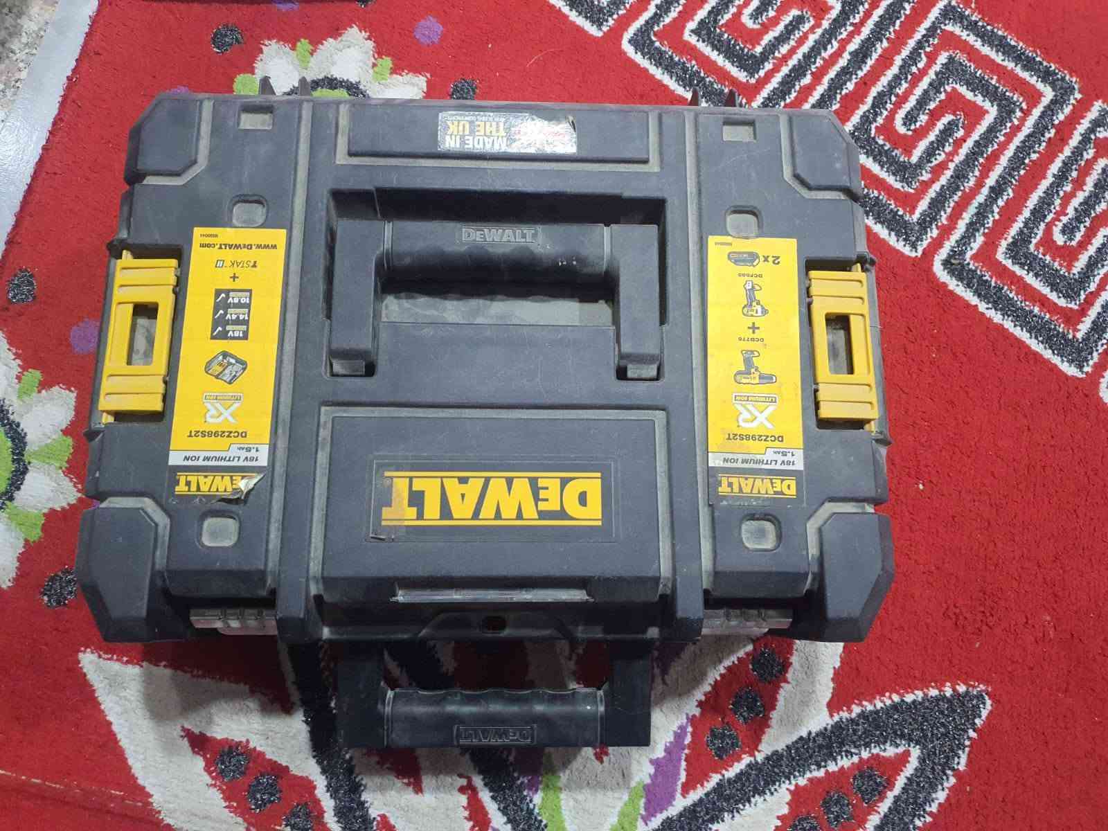 ديوالت أصلية • DCZ298S2T • 18V بروشلس