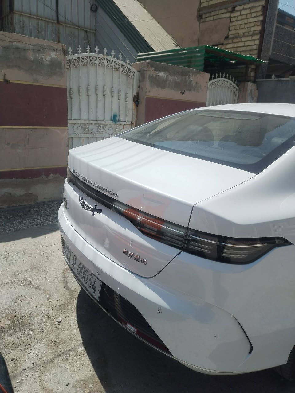 السلام عليكم
BYD destroyer 05 2025
ماشيه 20 قابل للزياده

بيها ملاحظتين الاولى موجوده بل صور والثانيه خفيفه كلش متبين بل صور❗

بياع شراي ليتصل 

السعر 19.700 بيها مجال كلش قليل❗ 
بغداد البياع❗ 
*********** واتساب او اتصال❗
