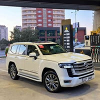 لاندكروزر GXR • ٢٠٢٢ • توين توربو