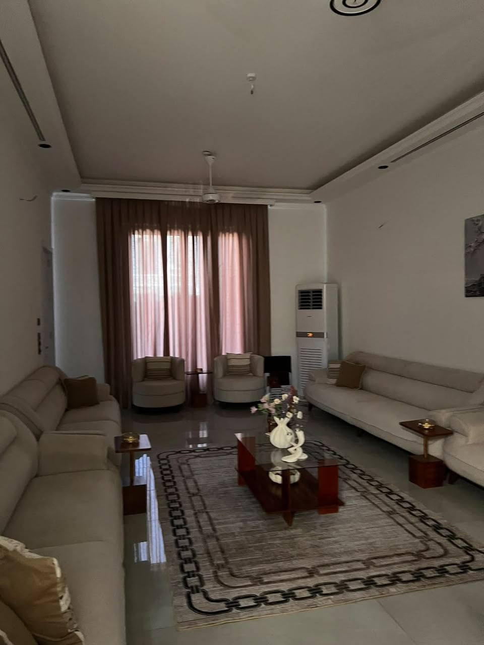 مجمع النخيل • طابق ارضي • غرفتين