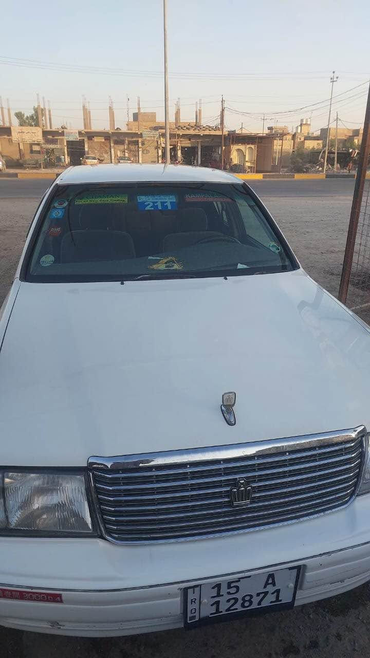 سيارة كراون راس الثور موديل 98 سياره جاهزه محرك جديد وتبريد شغال وماعايزهة اي شي شغل واطلع بيهة هيج كشطات ومكانات بيهة صبغ فقط لا كص ولا اي شي مكفوله 
البيع مستعجل المكان الديوانية السعر 75 
للاستفسار ‭***********‬ ديوانية, القادسية
