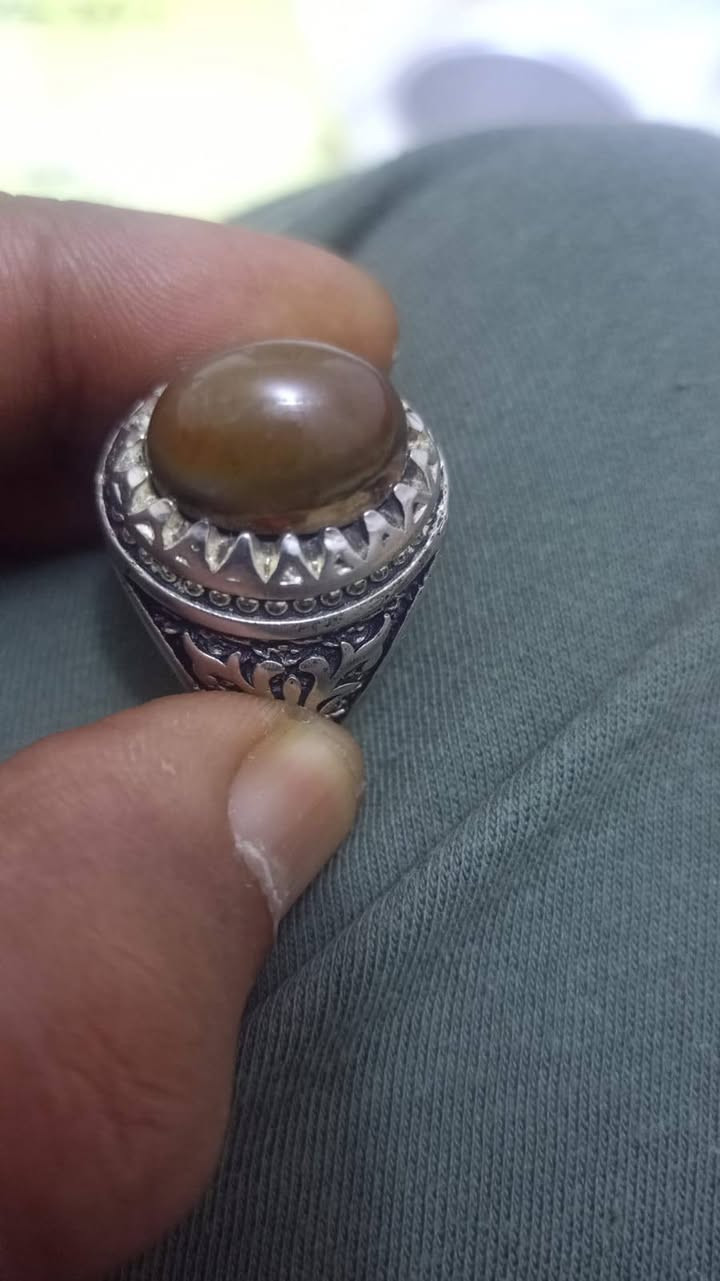 السلام عليكم دادوي مصور جعب للبيع ٦٠ وبي مجال
