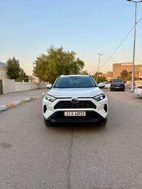راف فور 2024 XLE هايبرد بانزين  ( رقم ابغداد تحويل ثاني يوم ) لون ابيض...