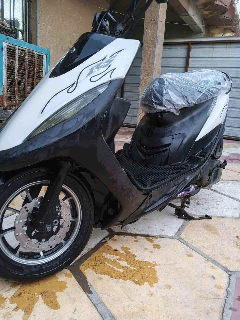 ماكس عدله كفاله عامه من كلشي مكينه مامفتوحه 49بلادي وياله رياضي اصلي رياضي جك صفح رياضي كلجات WFاجن وياها من نزلتها من رمبه ديل خلفي رياضي دبلات قزم بلادي بها غراض رياضي بعد غراضها كلهن موجودات لايت بريك كدام كلشي موجود دراجه أصلها شهرين من نازله ختم واحد مكان نجف رقمي ‏‪***********‬‏دراجه على فحص أكبر مصلح جيب
