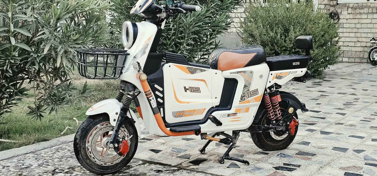 مكلف بالنشر دراجة شحن مستخدمة للبيع نوع HIS خمس بطاريات السرعة ٦٠ كيلو متر بالساعة حقيقي الملف ٢٠٠٠ الدراجة تحتاج بطاريات فقط المكان الزعفرانية شارع المعهد شارعين سيد هاشم عمارة أسد بغداد السعر عالخاص الاتصال برقم صاحب الدراجة واتساب فقط ***********

