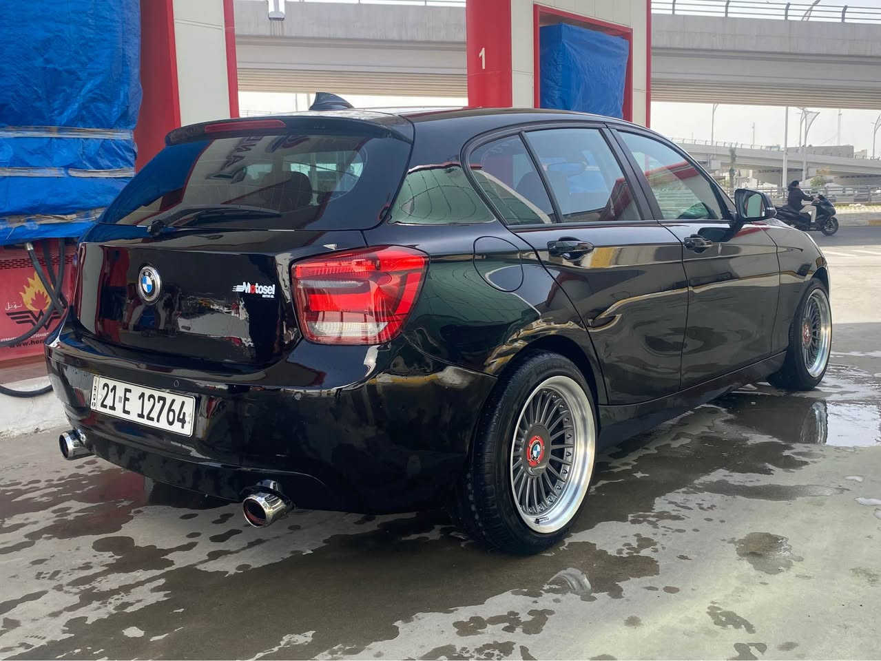 سلام عليكم BMW.F20كلين تايتل موديل 2012 فول مواصفات سنوية رقم جديد محرك كير تبريد بصمه تحكم استيرن شاشة تغير مود ويل حجم 18 ليد 4جي سيارة متعوب عليها جدآ  سعر 88 رقم هاتف 📞 (***********) كركوك, العراق
