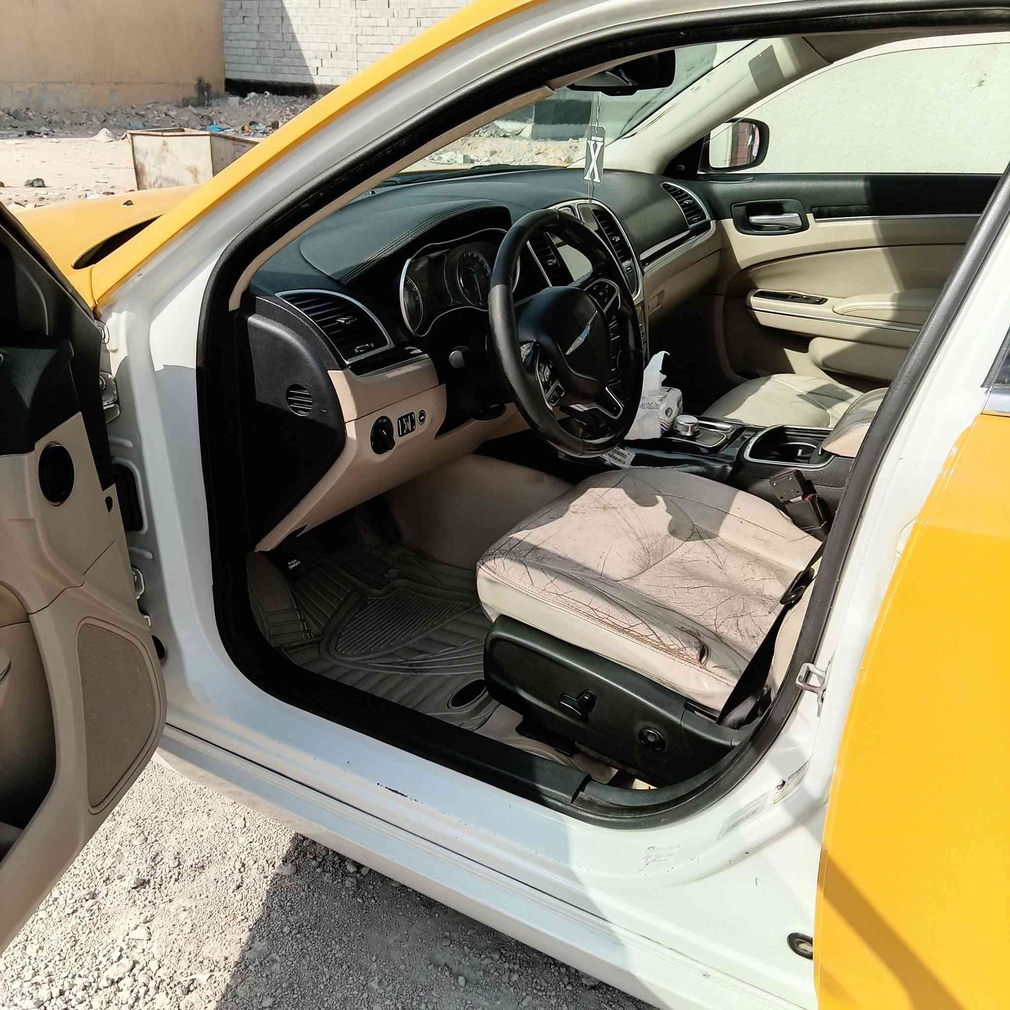 سلام عليكم اوبامه اللبيع رقم بغداد نكليزي سيارة جديده دواخل عسلي سيارة جاهزه كبل على باب الله حادثه مدكر امامي وبنيد بدون دواخل مديل 2016 معلايه 18 ترهم مراوس بخصوصي اي موديل سعر 170 وبيه مجال العنوان بصره وي ستفسار على هاذه الرقم *********** بس واتساب
