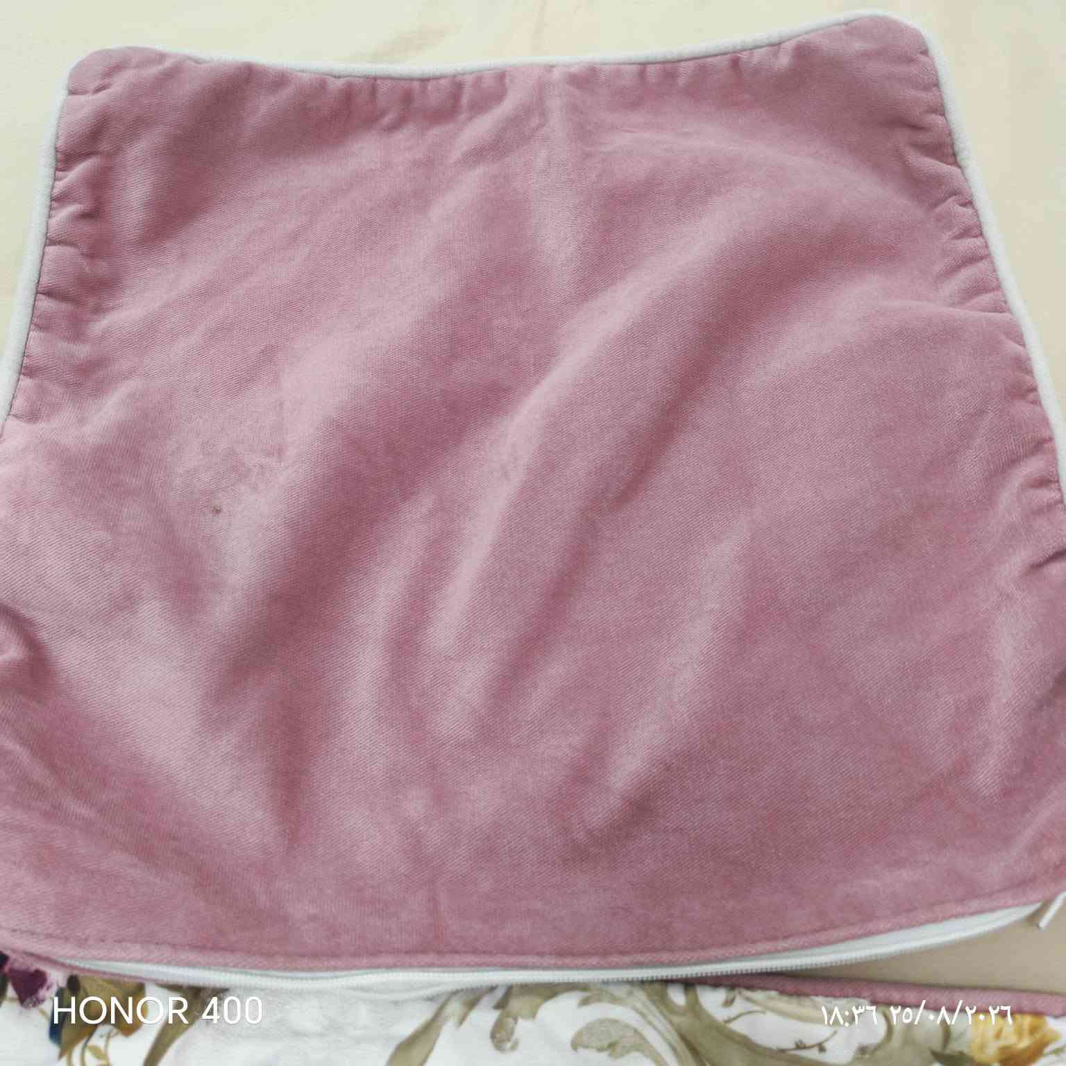 إعلان بيع المكان قرية الغدير الاولى 🏠
🧶 زولية تركية سمكية قياس 4×3 السعر100 ألف
🪟 ستائر  ٥ قطع ٢ بيض و٣ وردي
💰 سعرها:30 ألف
كوشات عدد ١٢ السعر ٢٠ الف 

للاستفسار الاتصال ع الرقم ***********
