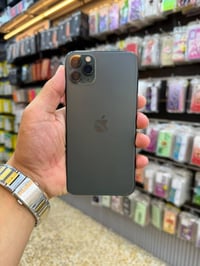 آيفون ١١ برو ماكس • ٦٤ • شاشه اصليه