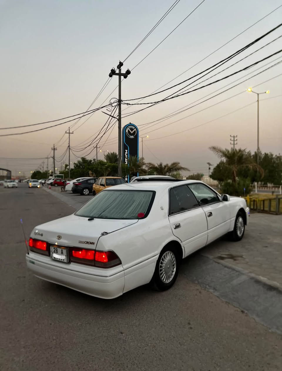 للبيع فقط 

النوع راس الثور فلات 

سنه الصنع -1999
لون ابيض صدفي 
شاصي 51
الرقم نجف نكليزي تحويل ثاني يوم 

مكينه 2500فيشه جديده
كير جديد
لايتات ابو عيون 
شباج ابو عيون
بكلايت كرستال
دليل امامي47كرستال
حداديه جديده
تخم تاير جديد
تخم ويل ليزري جديد
شاشه تاب
ساستم سماعات 
ضرر السياره (كص قماره وضربه بجنطه مو قويه فقط 
تحويره نجف فوك وجوه
مشط أباجي لكصير 
سياره حلوه ونضيفه
كهربائيات شغاله كله

سياره جديده وجاهزه وحلوه وحله من صوره وبل عافيه ع ياخذه 
_________________________
السعر79  وبيه مجال قليل كلش
العنوان نجف لأشرف 
 اتصل وخادم
***********
