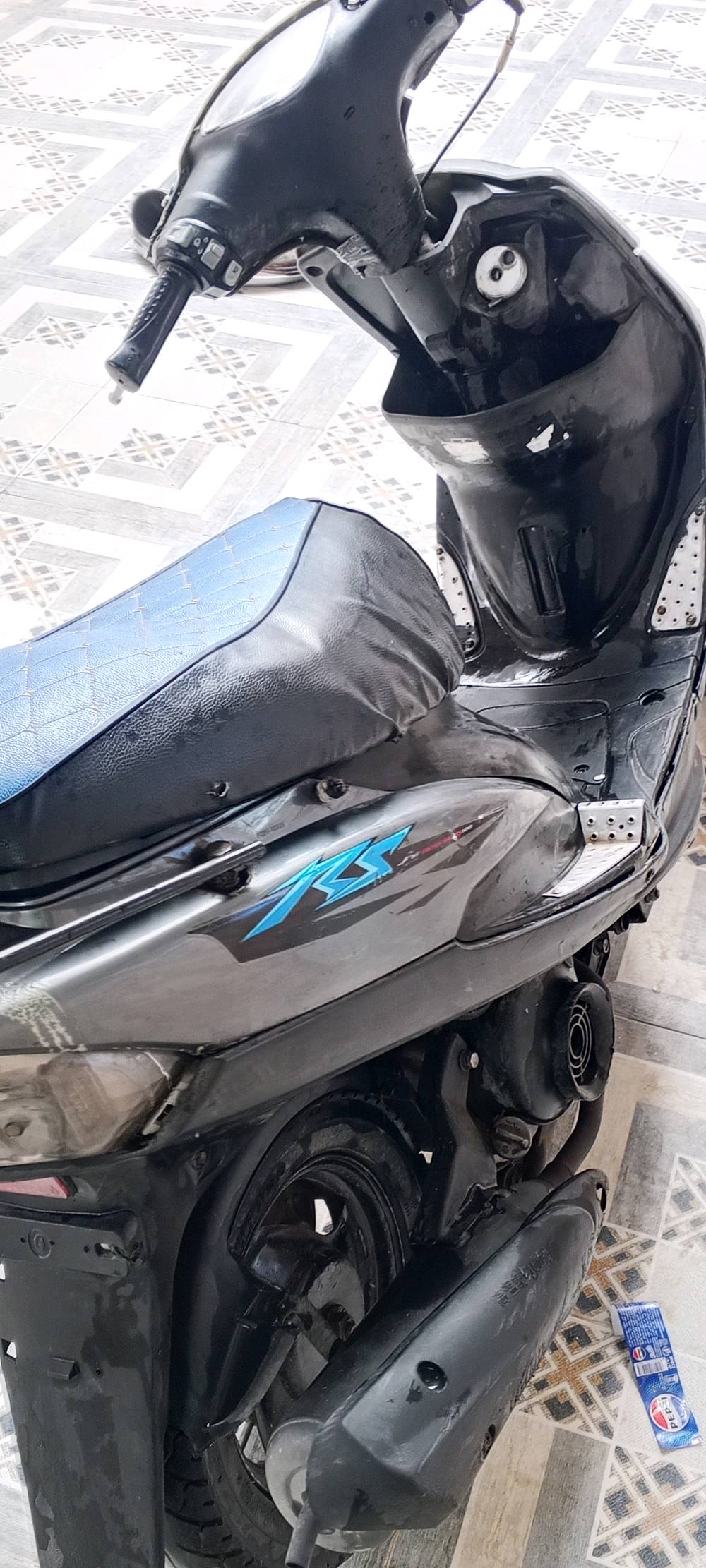 للبيع • دراجة