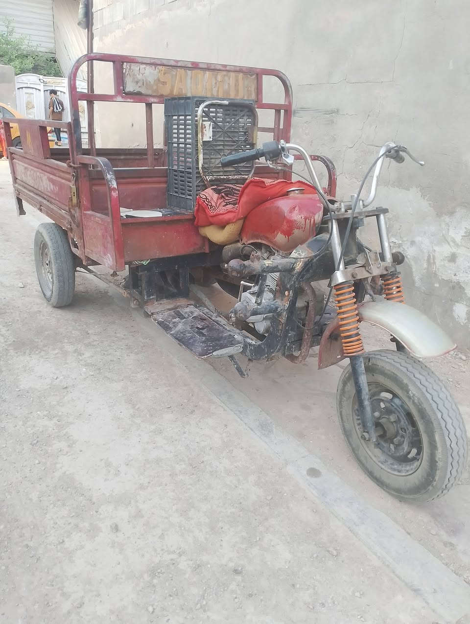 ستو ته البيع. بدون للبيع لسعر مليون وبيه مجال***********

