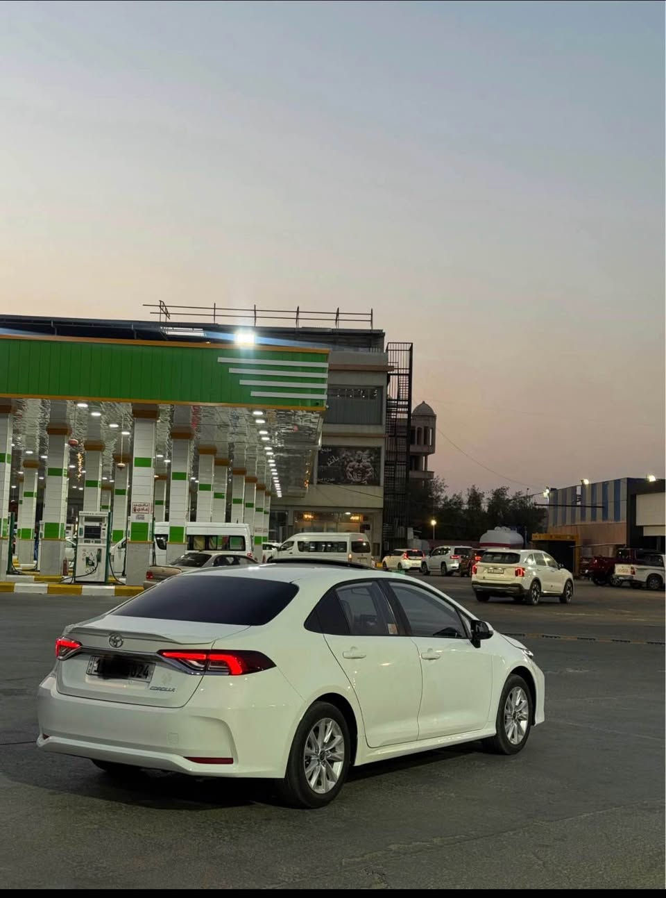 للبيع فقط 
كورلا هايبرد 2025
بصرة حره باسمي تحويل مباشر 
ماشيه 40 الف كيلو 

كفاله كم الضربه و الصبغ و التبديل  بيها اماكن بارد صورهن بل منشور صغار ما ماثرات ع اي شي و مصلحات وكاملات 

فول مواصفات 
فتحه سقف
كشنات جلد
تبريد قطعتين
رادار 
قياده ذاتيه 
مكينه 1800. هايبرد بانزين عادي 
 السعر 146
***********
بصرة ابو الخصيب البصرة, العراق
