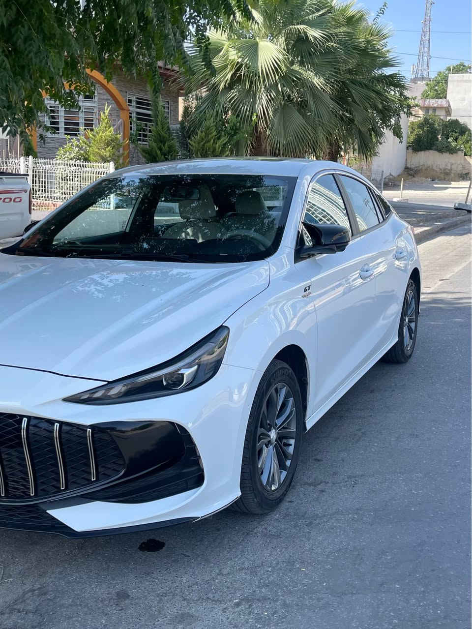 Mg gt2025 
فوول مواسەفات 
بۆیاخ تەنک 
٢٠ هەزار ڕۆشتووە 
شاشە ئەکتیڤ و عەرەبی ، بەرمەجەی دیلکۆ ، ڕۆنی تازە گۆڕە و جوانکاری بۆ کراوە بلاجکتۆر و  تاقم کوشنی تێگیراوە گاعی سەر دۆسە و سنوق ، ئاوێنە باتمان و باڵ و زۆر شتی تر
بۆیاخ و سارد و pdr نیە یەک چاڵی هەیە 
نرخی کۆتای ١٢١$
*********** السليمانية, العراق

