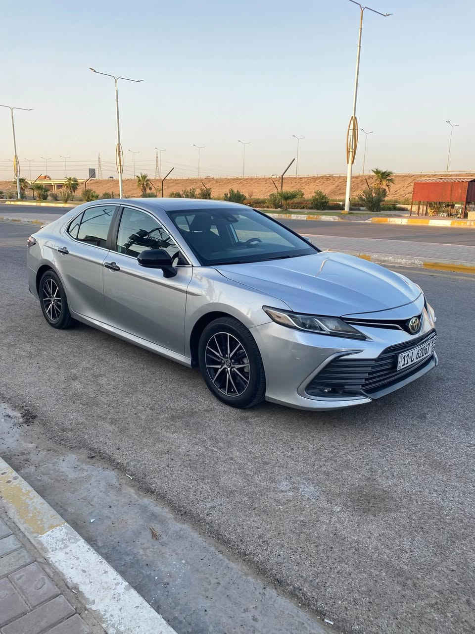 السلام عليكم للبيع كامري موديل٢٢ وارد أمريكي ضرر بنيد فقط مصبوغ المواصفات Le بصمة أبواب بصمة تشغيل كشن كهرباء بصمة صندوق هند بريك كهرباء تحديد مسار رادار تبريد بيانو رقم بغداد باسمي سياره جدا نظيفة وجازه من كلشي وخاليه من اي نقص السعر١٨٠ وبيهه مجال بسيط مكاني الانبار فلوجه غير متواجد خاص للاستفسار 
***********
