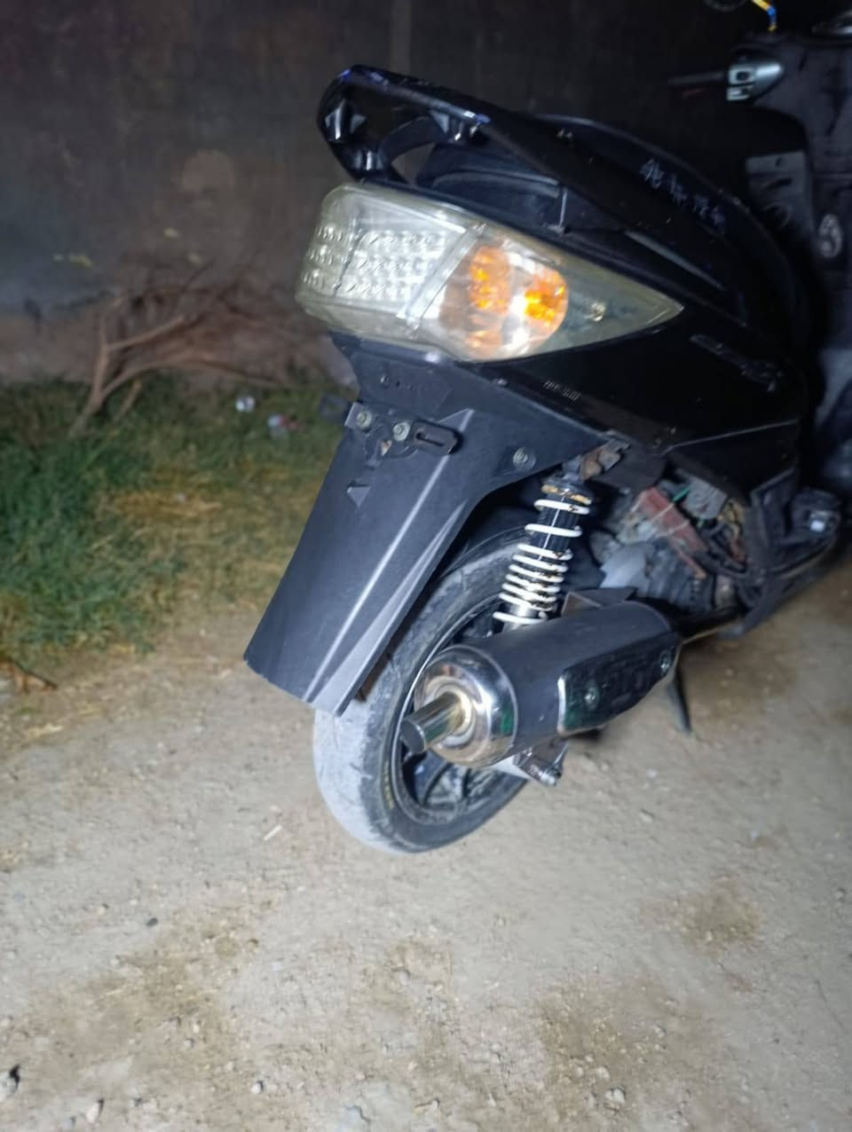 سكنس فحل نوزل خطين كهربائيات كلها شغاله دراجه مكينه ابلاديه ممفتوح برغي بيها وشرط الفحص دراجه يوم الخميس 8/5 كڤرات ابلاديه ختم واحد وبيها تزويد خارجي ابلادي مثل ممبين بصوره مكاني بغداد الدوره السعر 1450
رقم الهاتف (***********)
سكنس فحل نوزل خطين كهربائيات كلها شغاله دراجه مكينه ابلاديه ممفتوح برغي بيها وشرط الفحص دراجه يوم الخميس 8/5 كڤرات ابلاديه ختم واحد وبيها تزويد خارجي ابلادي مثل ممبين بصوره مكاني بغداد الدوره السعر 1450
