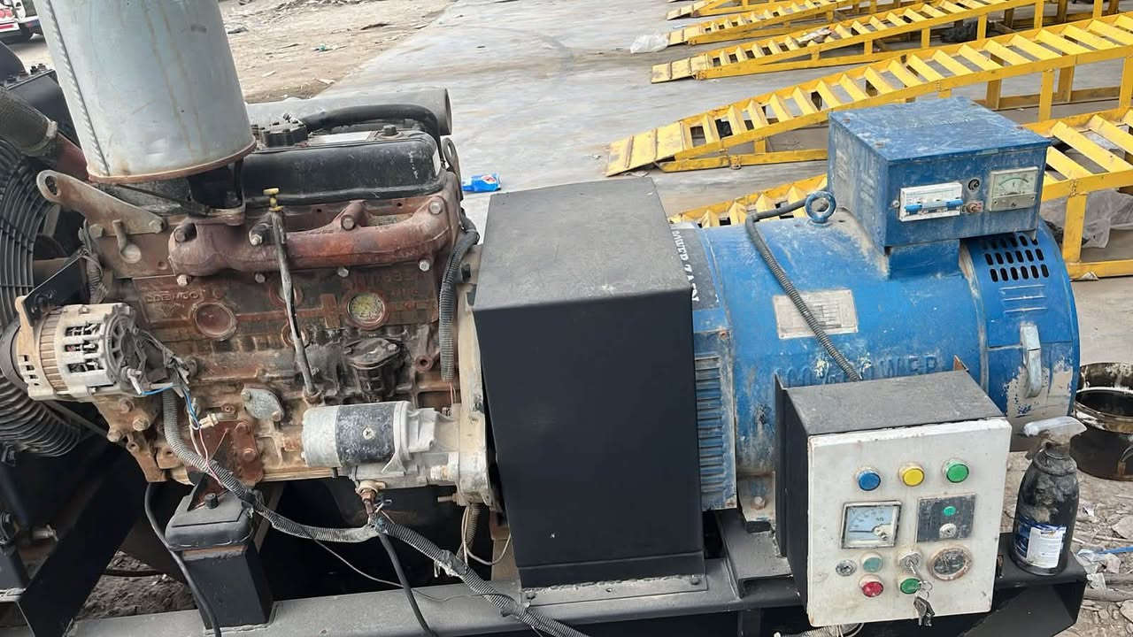 السلام عليكم مولده دايو للبيع 40KV
120 أمبير شغاله وكل نقص مابيها تجي تفحص وتقتنع 

العنوان الديوانية حي الزيتون للاستفسار 

***********

