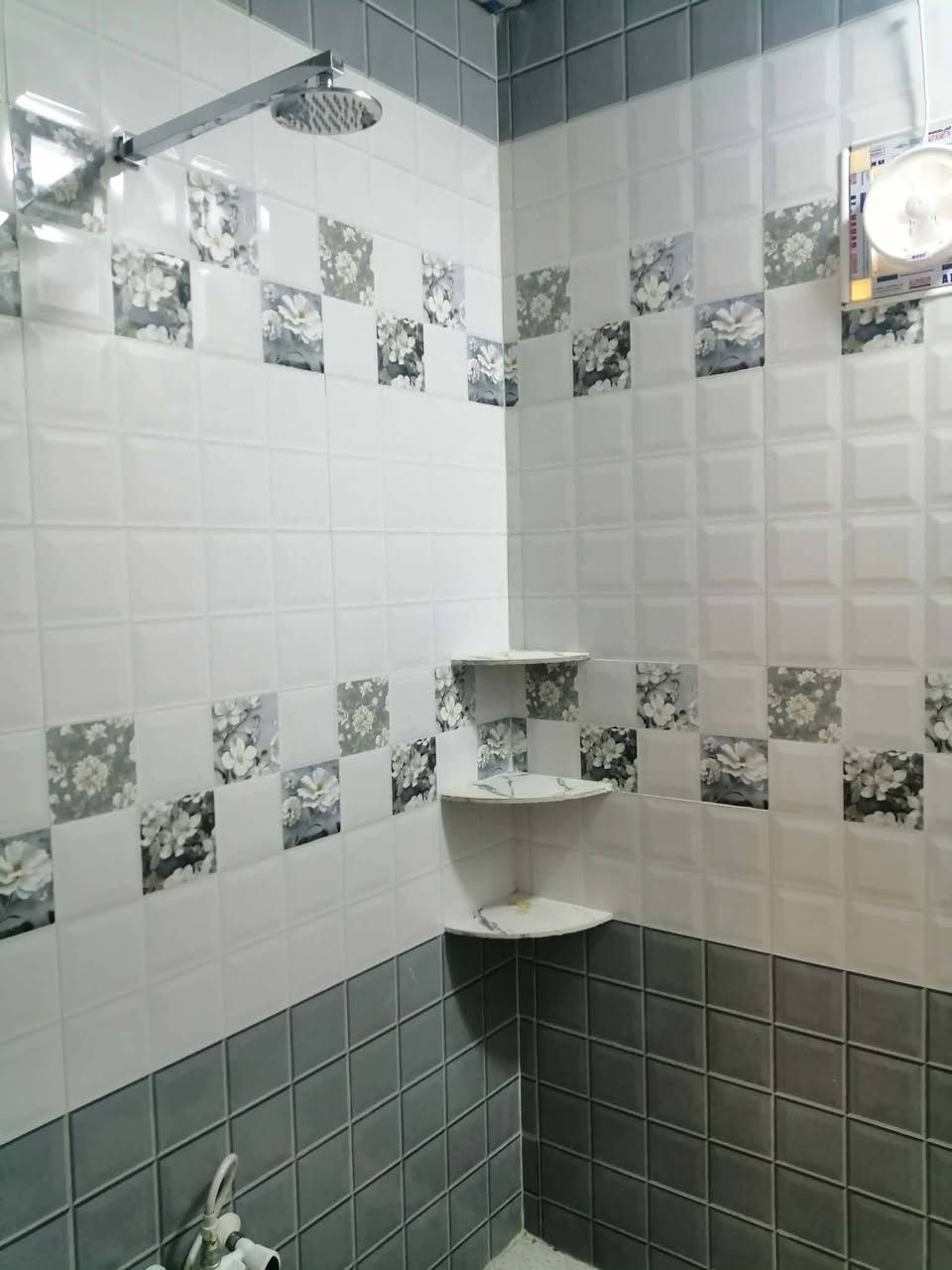 خلفه سيراميك متفرغ بورسلين لوح ارضي كل انواع السيراميك اشراف مهندس للتواصل ***********
