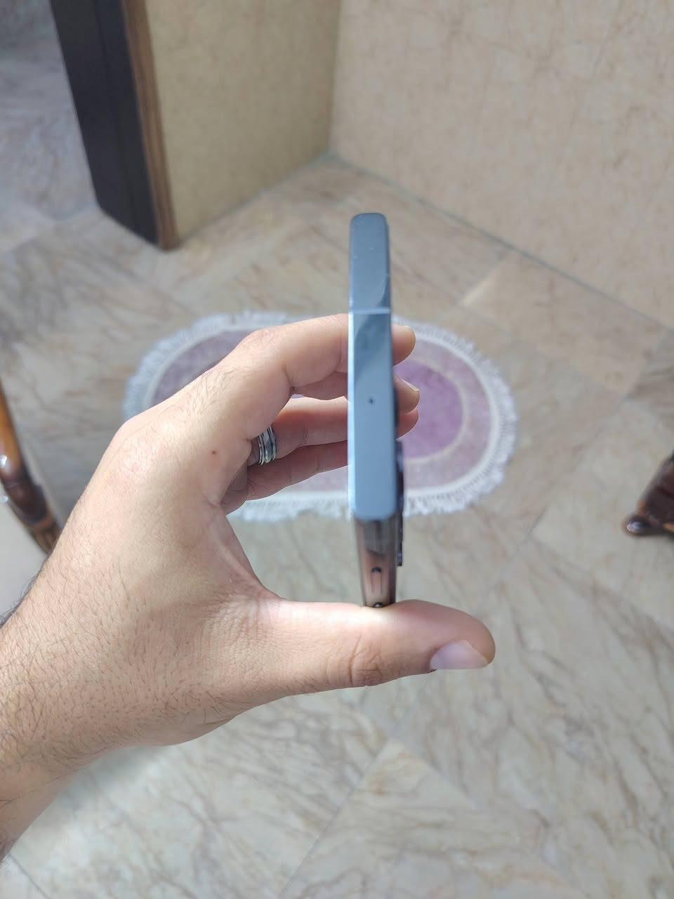 S23ultra
شرق اوسط 
دبل سيم كارت
ذاكرة 512
رام 12
مبدل شاشه اولد كلش حلوه
جهاز كدامكم بالصور ظهره بيه كسر 
وقلمه ضايع
450 الف 
بغداد الدورة
*********** واتس
