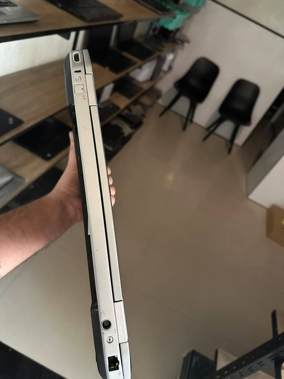 Dell E6420 • i7 الجيل الثاني • رام 4جيجا