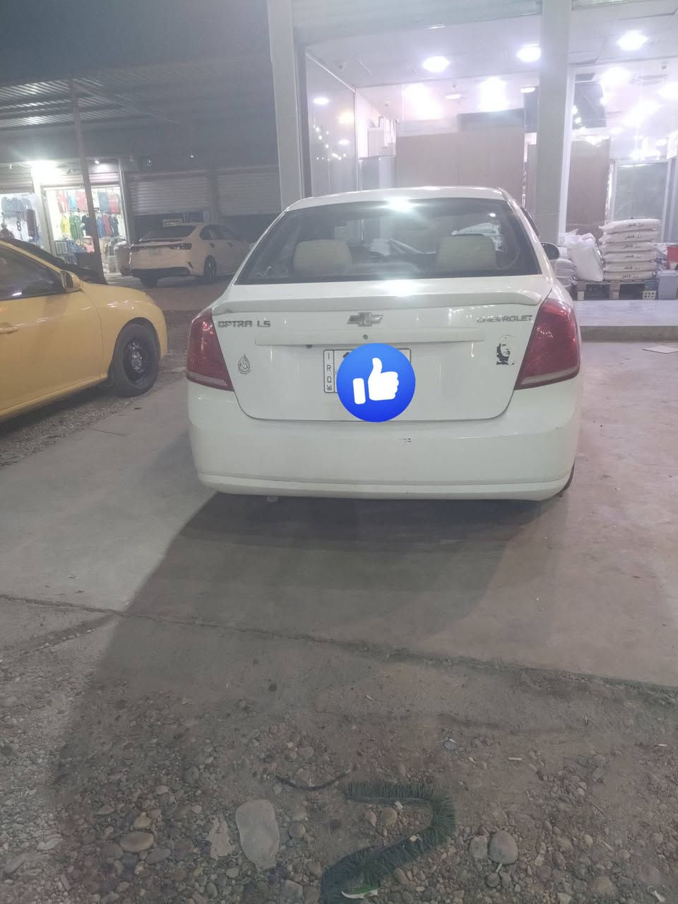 البيع اوبترء موديل 11 مكينه 1600 مكينه وكير مكفولات مع حداديه جديده بيهه باب تبديل بدون دواخل و ربع جاملغ  الباب مل شركه نفس الون  تبريد شغل مع شاشه وكامره السعر 66 العنوان بغداد تقاطع النهروان ***********
