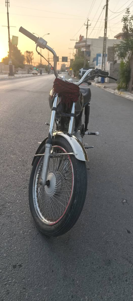 سلام عليكم عندي هاي الدراجه نامه برو موديل 19 لا صرف لا بخار دراجه انطيك محرك شرط سعرها 325 وبيها مجال 
حك الجيه مكاني كركوك موشراي لا تعبني وصير لوتي 
الرقم ***********
