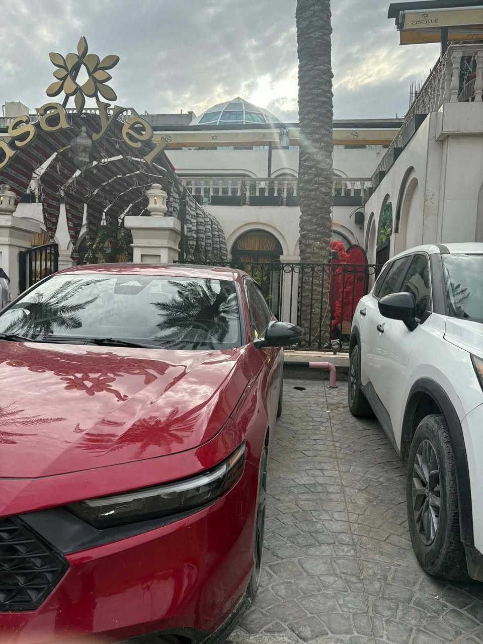 سلام عليكم للبيع هوندا اكورد سبورت L موديل ٢٠٢٤ هايبرد
سيارة حادثهة موضح 4 قطع 

بنيد مبدل 

جاملغ مبدل 

باب معمر 

جاملغ خلفي معمر 

بدون دواخل 

 تبريد بدون حماوة 

ويل 17 تايرات جدد

مواصفاتها معروفة فووول الفووول 

سعر 160$ ورقة بيهة مجال بسيط

للأستفسار أكثر الاتصال على الأرقام التالية *********** واتساب
*********** بغداد, العراق

نص مكتوب في الصور:
- صور السيارة