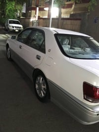 ملكة 2003 أربع دكم D4 كبير كرستال أصل خضراوية