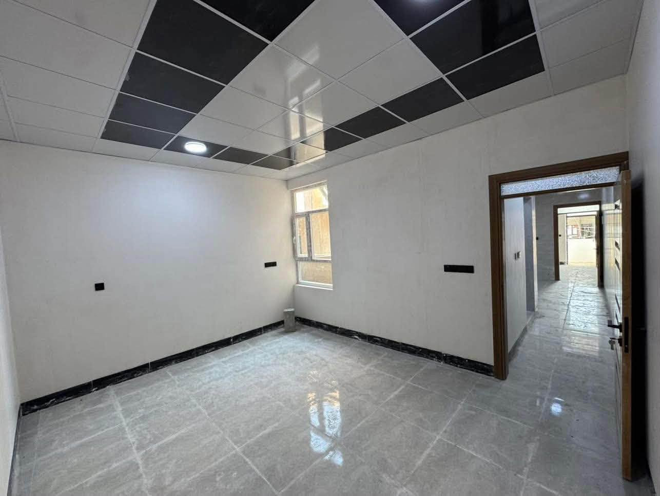 🏡📐 دار للبيع ( 100م ) واجهة ( 5م )  🏘
———————————
#موقع_العقار📍كركوك - واحد آذار - فلكة اولى       
———————————
طابق اول : غرفة نوم + استقبال + صحيات + مطبخ على هول      
طابق ثاني : نفس شي + درج خارجي 
———————————
📜 السند : طابو ملك صرف 
———————————
للاستفسار اتصال ع رقم 📞
***********
