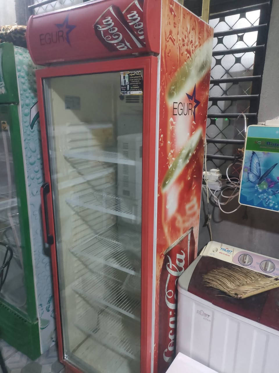 السلام عليكم شلون جبتلكم اغراض كله اخو الجديد بل عافيه على ياخذهن
مجمده ام دولفين عدد2 شرط التجميد وظع الشركه  سعره الوحدة 225

ثلاجه كونكورد لبناني حجم 24 قدم شرط التجميد وظع الشركه سعره 260
مكيف المتين موسم واحد فقط مشتغل 260
طباخ مصري نظام بوري فرش كله شغال وجاهز225
عارظه ببسي حجم كبير225الحمره 
عارظه ببسي حجم وسط الخظره 175
تخم 5 مقاعد موديله كلش حلوومرتب مو سوكي شغله درجة اولى 225
كونفيرا حجم كبير شركة برفاب 75
صوبات عدد 2 سعر الوحده 25
كاونتر قطعتين تزكام وقوي بدوون سنك 135
اتعهد بيهن اي تصليح مابيهن كلهن اغراض بيت
 ملاحظه لا يوجد حجز  العنوان مسيب حي المعلمين الدوب خلف العمارات بيت مو محل *********** بي واتس
يوجد توصيل بكروه
