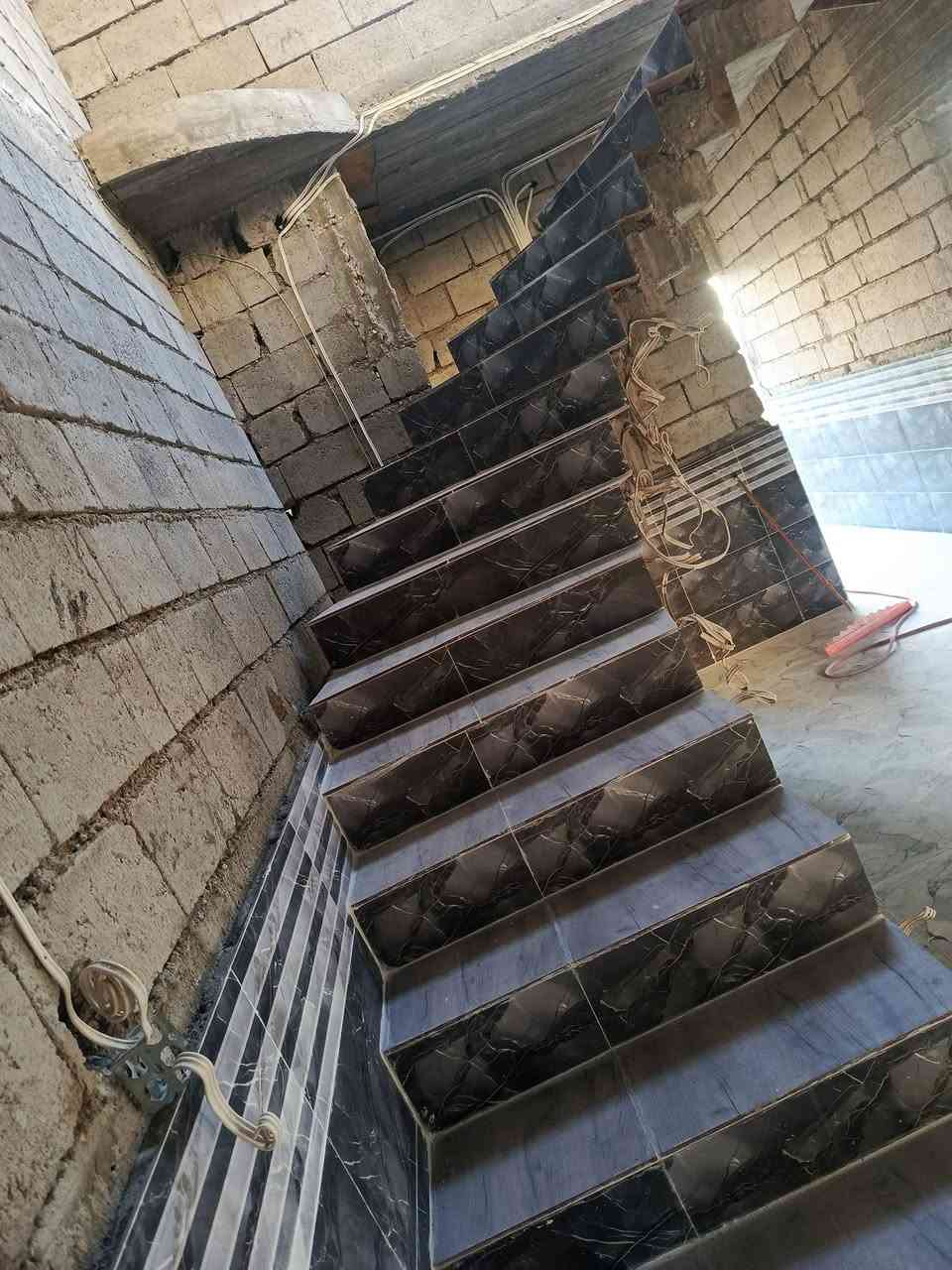 السلام عليكم كادر سيراميك متفرق شغل عل ليزر وبسعار مناسبة ارضي جدار اتصل وتبشر ***********
