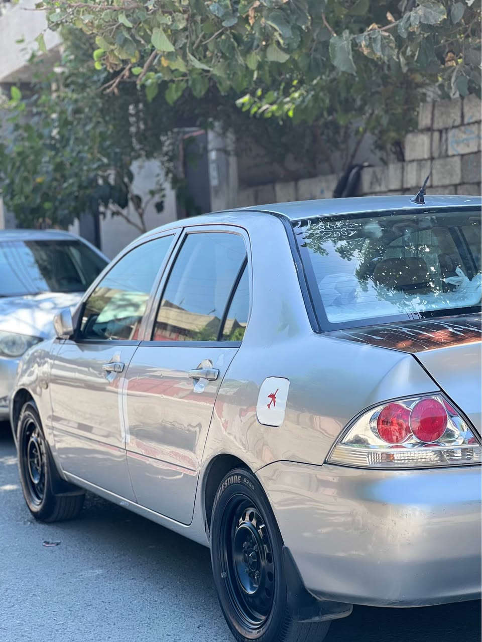 لانسەر. مۆدێل2008
1پارچە بۆیاغ بێناو
گێرو مەکینە بەشەرت✅
سعر ٧٥معامەلە
ژ.م*********** بشدار, السليمانية

نص مكتوب في الصور:
- 2007