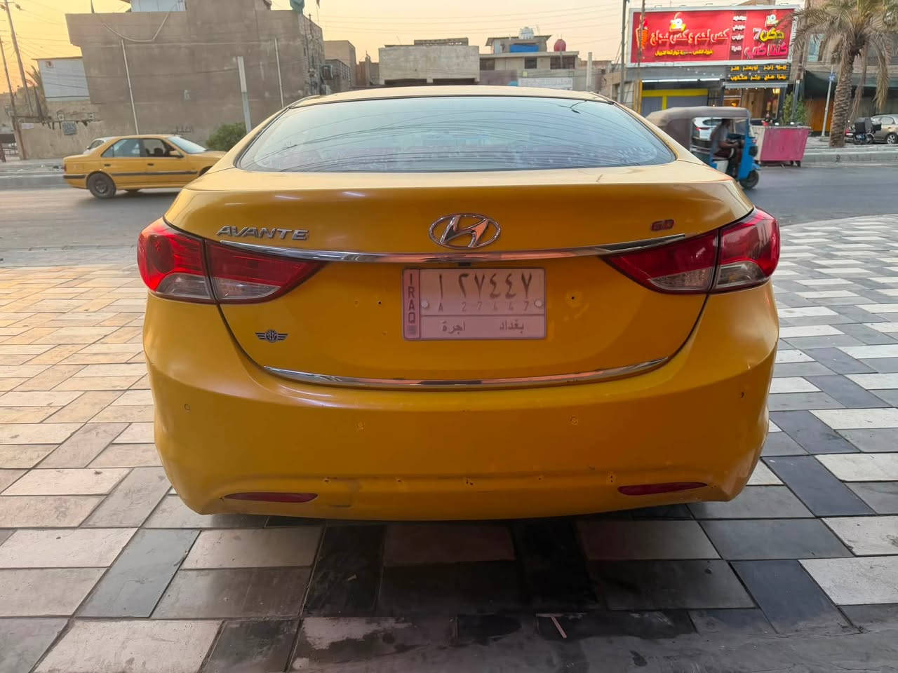 للبيع فقط بسعر 73 ورقه
النترا موديل 2013 خليجي محرك 1600 GDI بدون دوانز محرك كير صدر تبريد تاير سياره جاهزه بدون نواقص الف متصرف عليه موصفات فول لفول للاخير رقم بغداد تحويل هيه وغرامه مصفره مابيه دواخل ابد بيه معجون بل كشر اثر طخطخات سونار موجود اقره زين واتصل رحمه والديك على سعر فقط سعر 73 ورقه للاتصال *********** مكاني شعب
