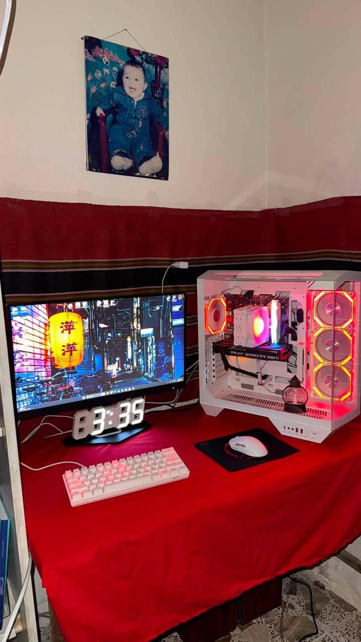 Pc - (مستخدم مده قليله اخو الجديد-للبيع)
Pc 
كامل ملحقاتها قطعها مثل ماموجود بالفتاوره
انطيك كلشي وياها سماعتها غراضها العاب ستيم مشتريهم كلشي انطيك وياها  + كل القطع بيها ضمان 
الاستفسارا:***********
