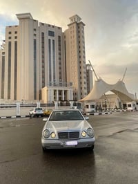 ام عيون • ٢٠٠٠ • ٦ سلندر