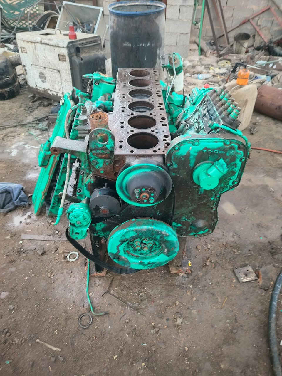 محرك كمنز 114 ولف 24 عطل ب الكور غراض كاملة 
السعر 4 اوراق المكان بغداد *********** ☎️
