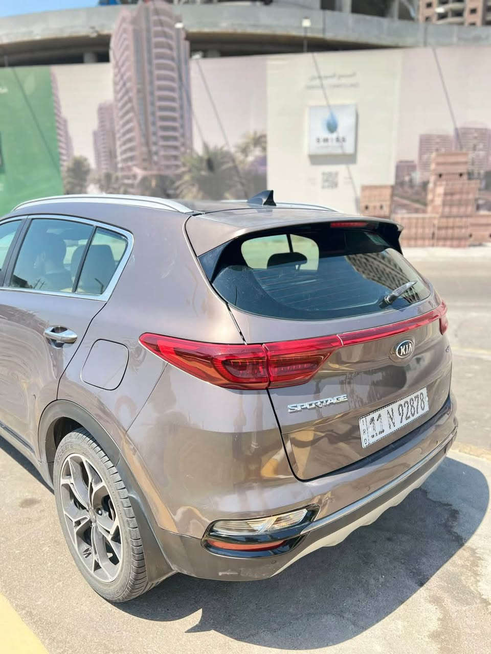 سبورتج
2020
(جيتي لاين )فول 1/1
السيارة بيهة نص دعامية الخلفية صبغ والجاملغ بارد كلش صغير وبيهة رصعتين بل باب العكس السايق
-ماشية السيارة68
-صدر جديد
-تايرات جديدة
‏‎ - بانوراما 
- بصمتين
‏‎ - سعة المحرك 2.0L
‏‎ - حساسات أمامية 
‏‎ - حساسات خلفية
‏‎ - كشافات 
‏‎ - بك لايت LED
‏‎ - ويل كب 19
‏‎ - قبضات أبواب نيكل
‏‎ -فتح الصندوق كهرباء ذكي 
‏-‎ دشبول شاشة 
‏‎- كاميرا دوارة
‏‎ - المقاعد جلد  
الكشنات الامامية دبل كهرباء
‏‎ - مثبت السرعة Cruise 
‏‎- أوضاع القيادة  3
‏‎ - فحص أنظمة السيارة 
‏‎ -هاند بريك دكمه
‏‎- نظام مانع الانزلاق
‏‎- نظام نزول المنحدرات 
‏‎- اشارة في المرايا الجانبية
‏‎- مخرج منفذ الطاقة 
‏‎‏- حساسات كامله داير السياره 
شاحن هاتف لاسلكي 
المكان بغداد الغزالية 
السعر190وبيهة مجال
***********
