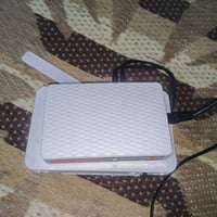 راوتر اسيا • مستخدم شهر • شاحن