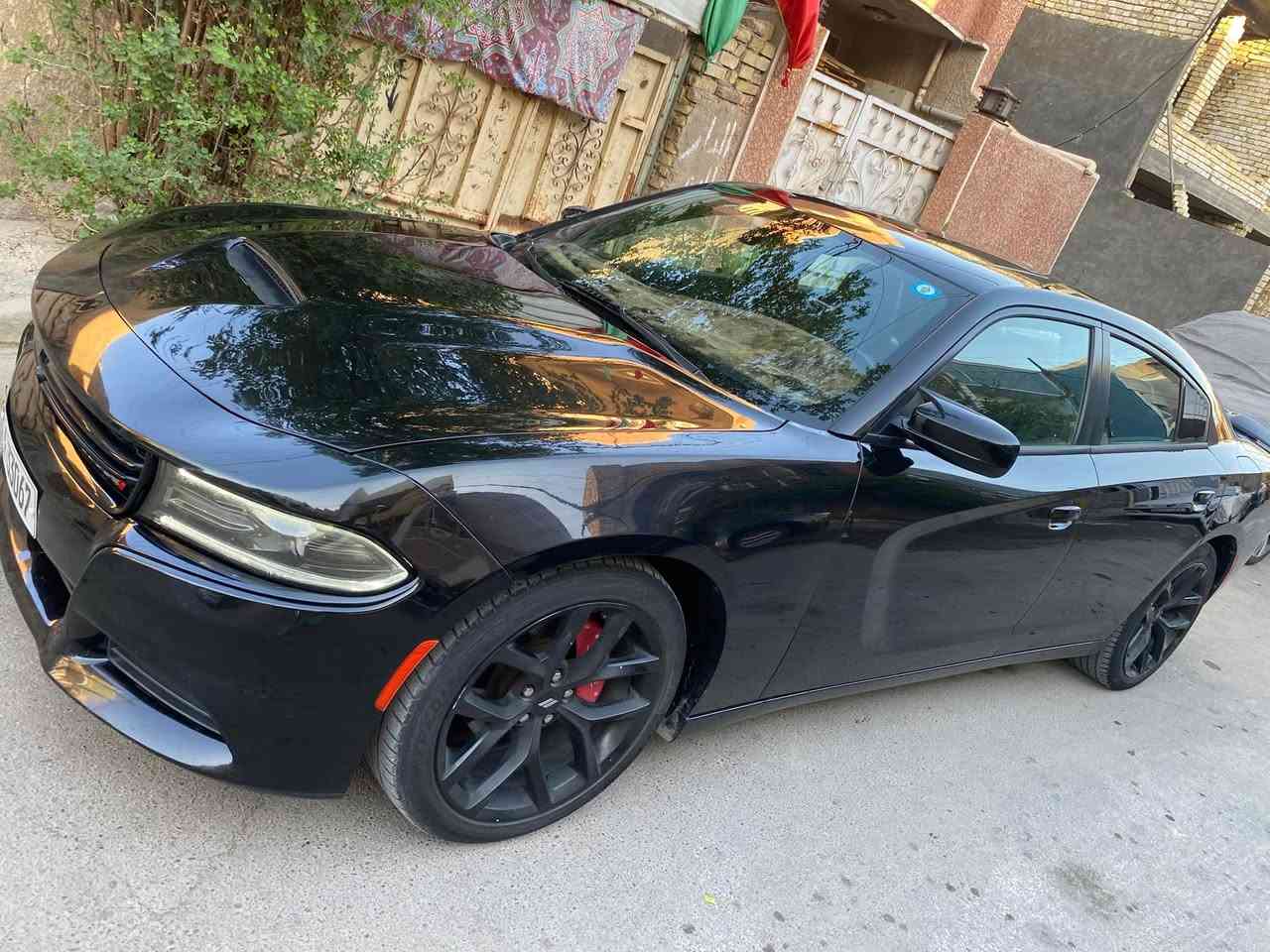 سلام عليكم جارجر2020 sxt فول مواصفات 1/1 السعر200 مكاني بغداد شعب ***********  محرك3600سته سلندر فتحه سقف/كشنات جلد وكهرباء/خزن ميموري/بصمه تشغيل/ حساس خلفي وكامره/ رقم بغداد بسمي بيه قطعتين جاملغ وبنيد  بدون دواخل ماشيه73
