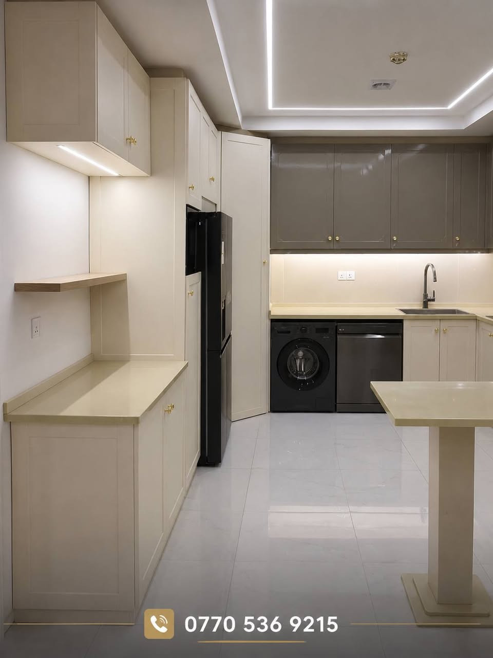 مطبخ بتصميم عصري وأنيق ✨
تنفيذ باستخدام مرمر طبيعي مع خشب تركي بجودة عالية وتشطيب دقيق، يجمع بين الفخامة والعملية 🤍
📞 للاستفسار وطلب عرض سعر:  
***********

