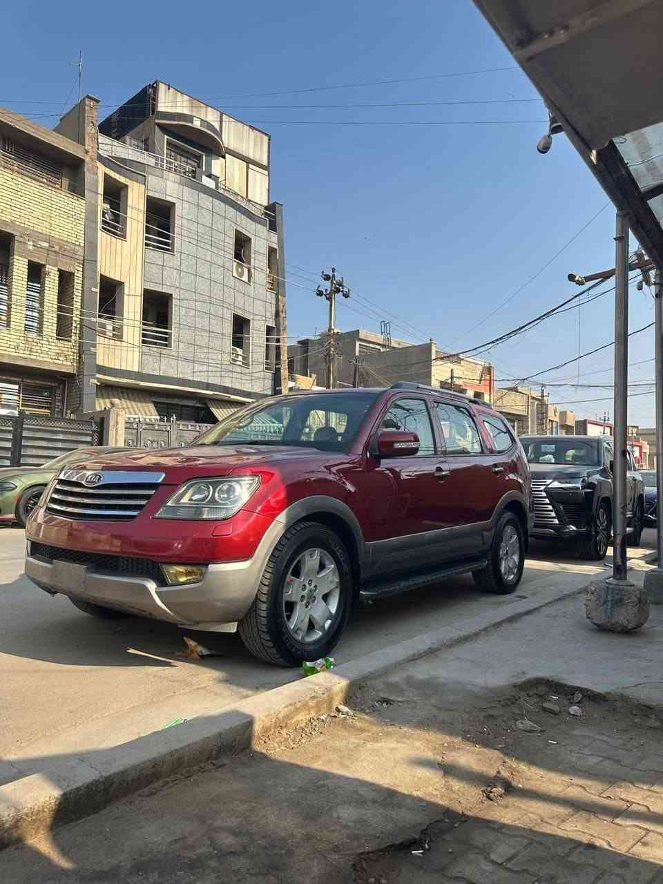 سلام عليكم مهافي خليجي فول مواصفات مكفوله عده قطعتين كلير فقط رقم بغداد نكليزي موديل ١٢ تلث قطع تبريد كلشي بيها بلادي ما مفتوح سياره نضيفه حداديه نص عمر   مراوس حسب القناعه او بيع 
***********
