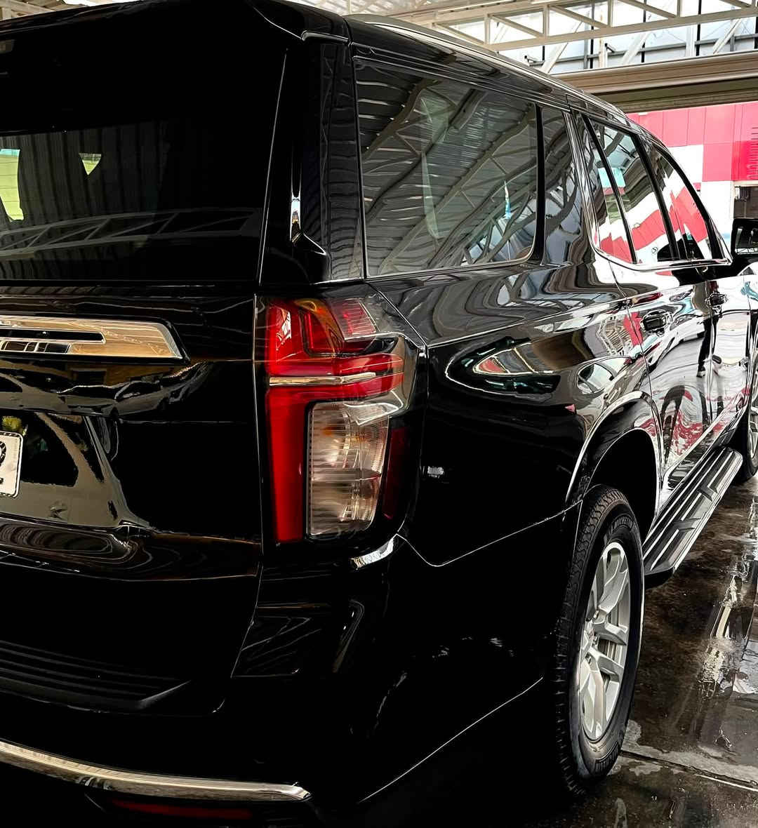 تاهو 2023LS
مكفوله من الصبغ والتبديل بيه شبر بارد جاملغ الخلفي 
ماشيه55000ميل 
السعر 42500$
***********
