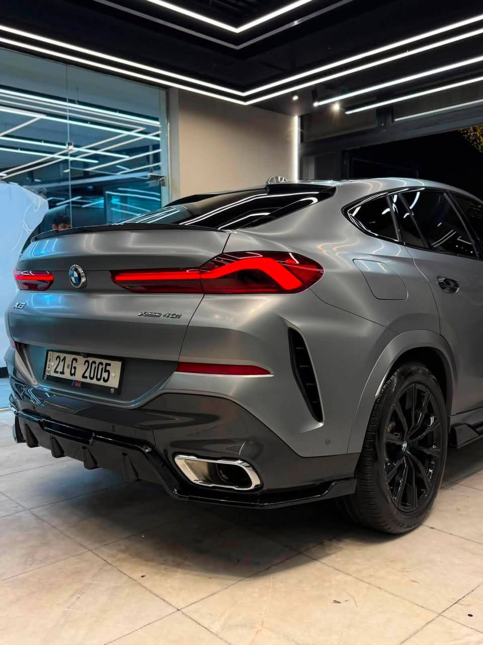 السلام عليكم
BMW X6 40i M power
2024 شكل الجديد 
ماشيه 29 الف 
فول موصفات
حادثها كم موضع بلصور فقط بنيد صبغ
وبيها بابين بارد فقط 
السياره بدون ايرباك بدون دواخل كفاله
مغلفة PPF مات 
كاميره 360
رادارات 
السياره كيجات M
شاشه بلعداد AR
موصفات معروفه الفول 
السعر  56.500$ بيها مجال بسيط
رقم شمالي 
مكان سياره بغداد

تواصل *********** 

ملاحضه سياره بدون رقم مميز
