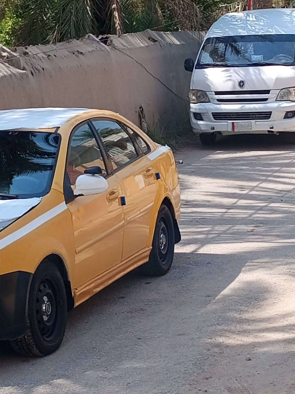 ياللة اوبترة ١١صفرة كير اوتو  مكينة لاتنقيص ولا تبخير سيارة حلوة مال جناي كاعد اطلع بية تكسي بكربلاء رقم احمر  راعية راح رقمة مني ابيعة بدون راعي  اتكفل سرقة فقط  كوم حديد سيارة مبدل بية بس بنيد طار وبدلتة  سيارة خير من الله شلعة معدل فول تخم تاير 
ادوشمة كل جديد  كهرباء شغال مابية نقص  مكاني كربلاء 
السعر بلاش والله25بية مجال قليل
