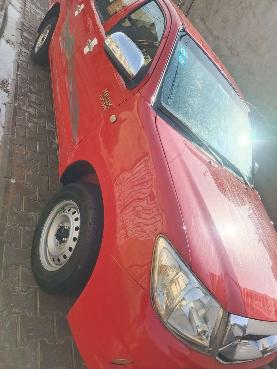 هايلوكس • ٢٠١١ • شاصي ١٩