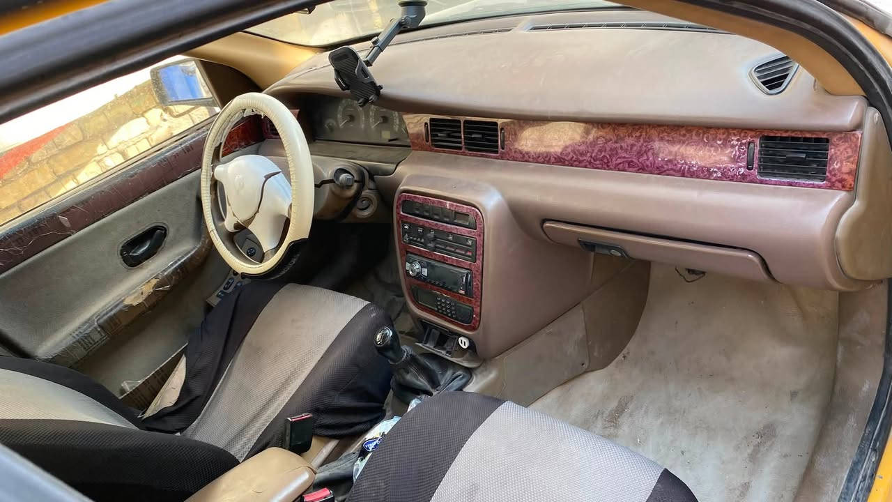 للبيع في بغداد بيهه كازكيت فقط كلشي شغال  للتواصل ***********
علي المياحي صاحب السياره
