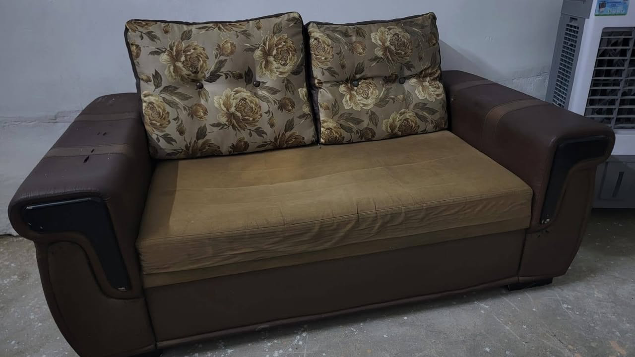 للبيع تخم ١٢ مقعد ظخم تسكام اصلي وزن الثقيل خشب صافي اصلي مكاني بغداد المعالف و سعره ١٨٥ رقمي *********** الشراي يتصل ما موجود  عالانترنت فقط واتساب او اتصال
