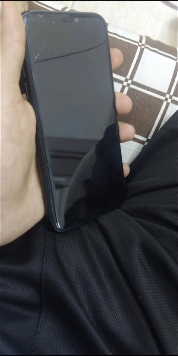 ايفون اكس ار ضهر مكسور تبديل اب 10  شاشه مبدل بطاريه 70 بلادي شرط مايصرف شحن جهاز كل عيب مابي سعر 125  
مكاني كركوك ***********  وتساب
