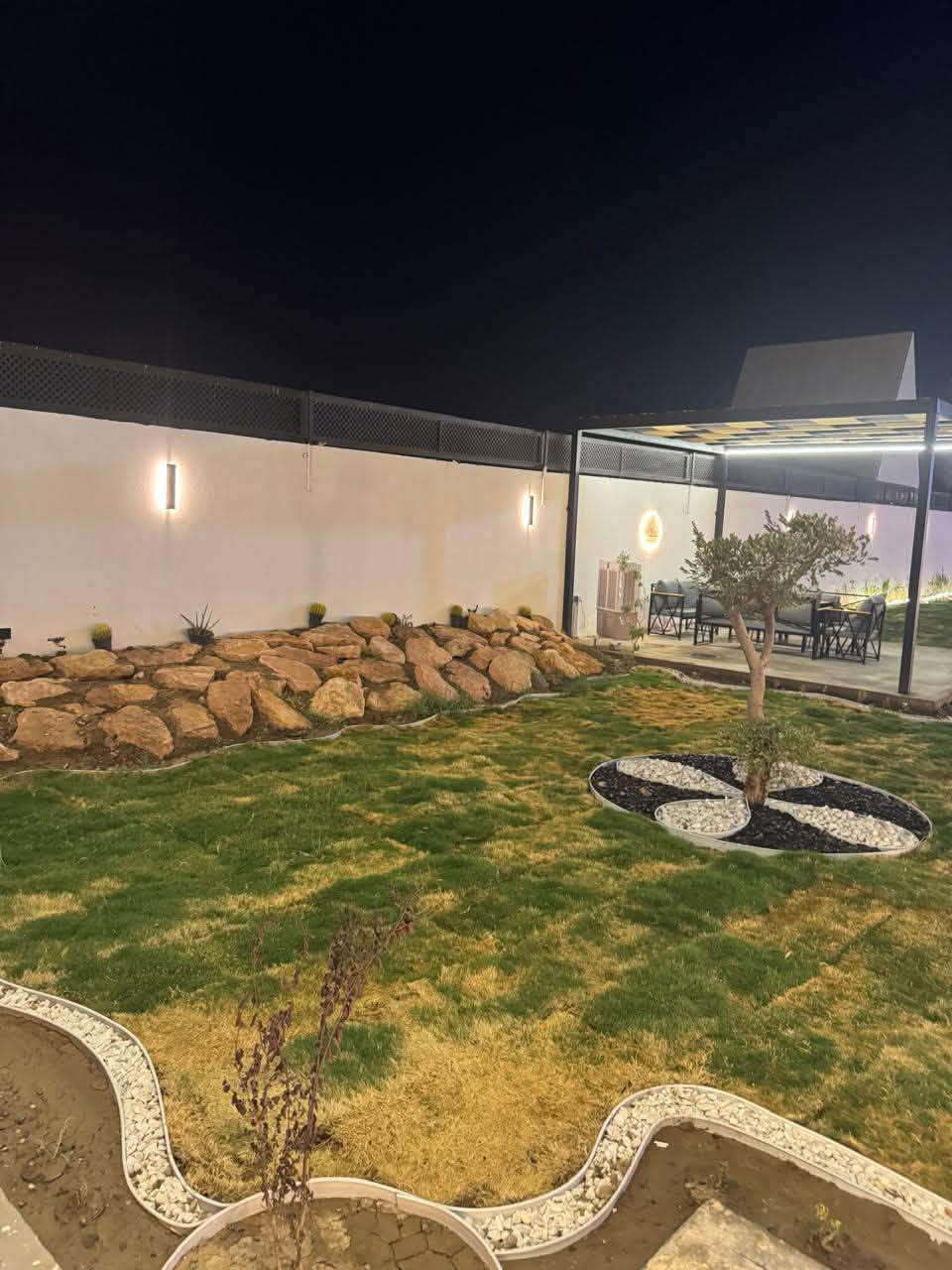 مزرعة للإيجار اليومي 🏡🌳

📍 الموقع: بغداد – الدورة – البوعيثة

✔️ أجواء هادئة ومناسبة للعوائل والشباب

✔️ مساحة واسعة وخدمات متوفرة

✔️ مثالية للراحة والونسة

📌 للحجز والاستفسار يرجى الاتصال أو المراسلة على واتساب: 
 📞***********
 موثق في تطبيق اجرلي لسياحة المزارع في العراق 🇮🇶
